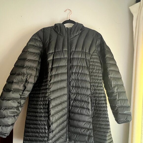 Eddie Bauer Black Puffer Jacket - Picture 2 of 9
